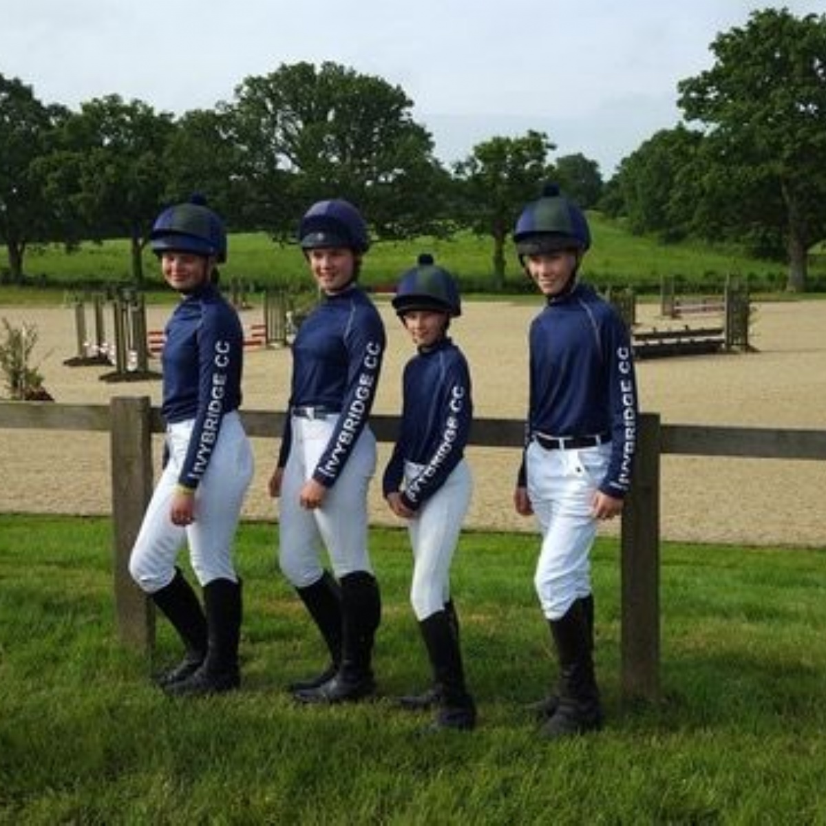 ivybridge-community-college-equestrian-team-qualify-for-the-schools